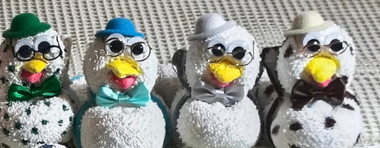 Group of 4 love birds
